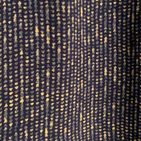 Joie small navy and white print 3/4 blouse! - Picture 3 of 7